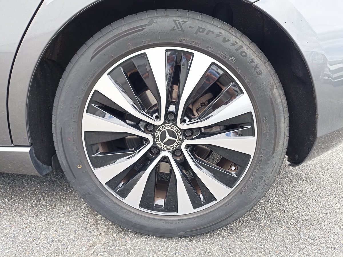 Mercedes-Benz Classe A A180 136 7G-DCT BUSINESS LINE