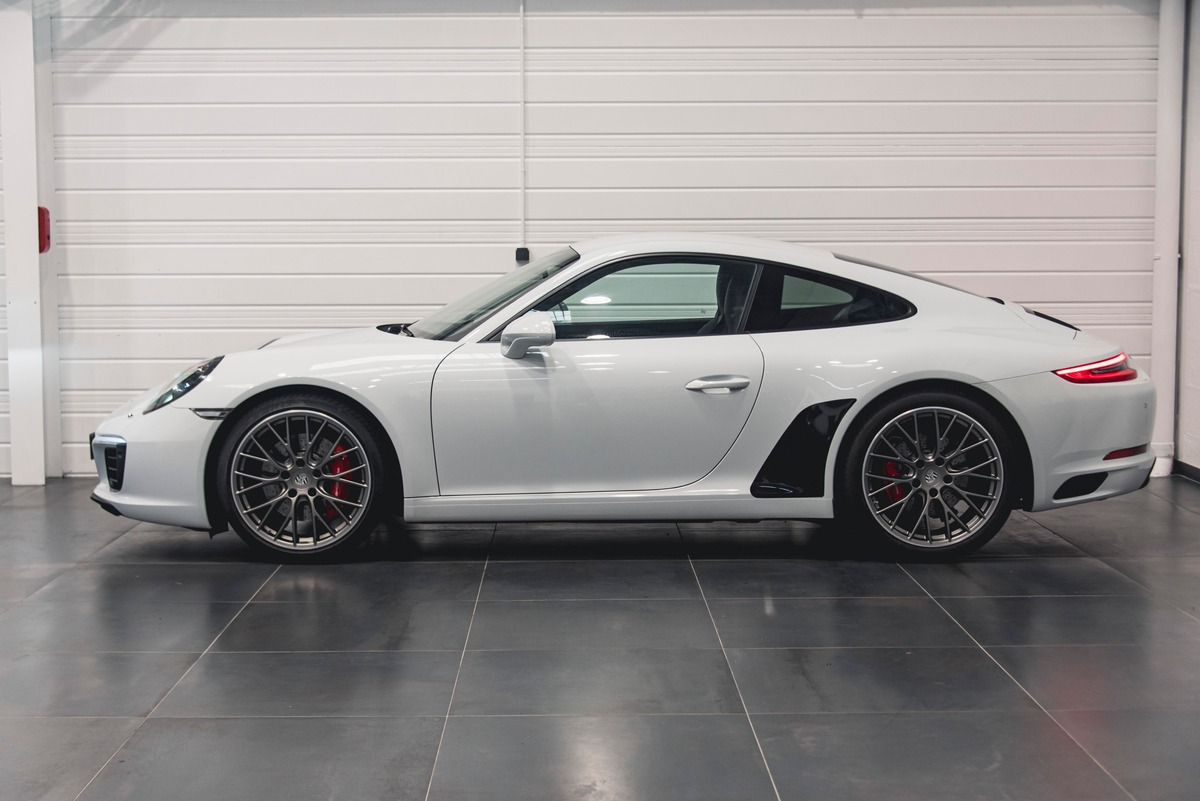Porsche 911 V 991 3.0 420ch Carrera S PDK