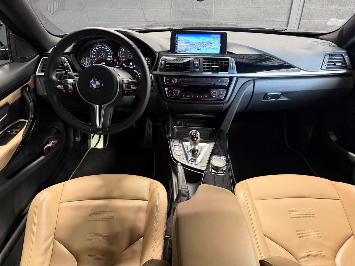 Bmw M4 Coupé F82 3.0 431ch M DKG Toit Carbone
