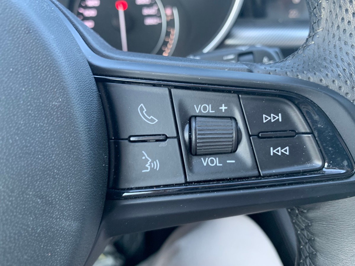 Alfa Romeo Stelvio 190 ch | Sprint | Caméra recul | Apple car Play | Coffre assisté électriquement