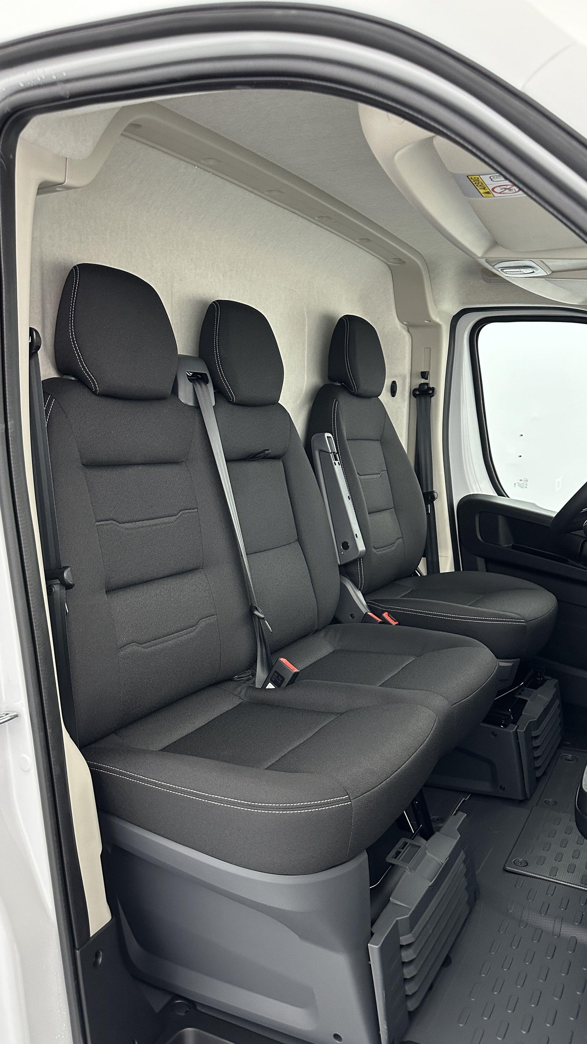 Peugeot Boxer II L2H2 3.5 2.2 BlueHDi 140ch