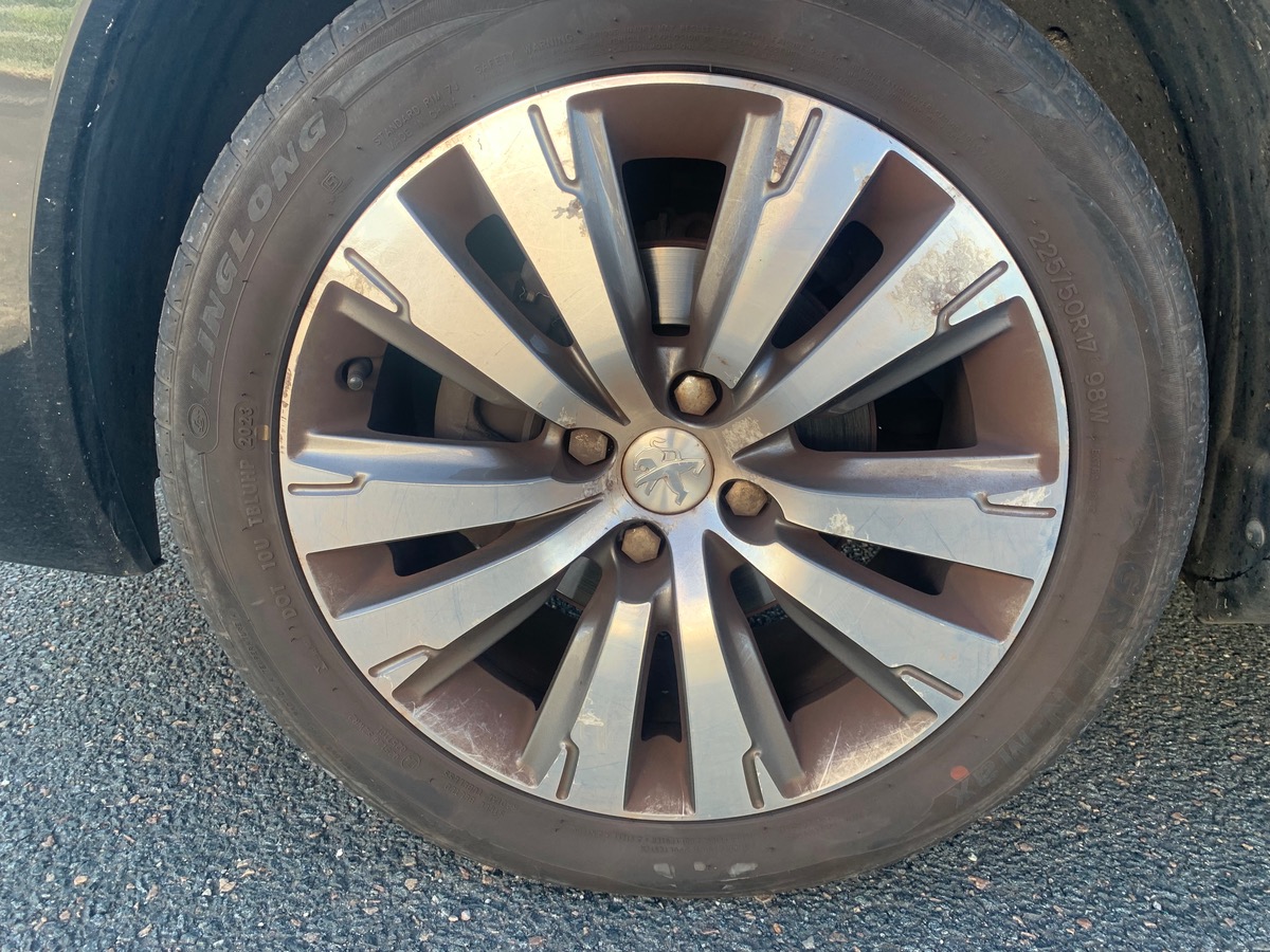 Peugeot 3008 115 ch | ACTIVE | GPS | Radar stationnement arriére | Toit Panoramique | Bluetooth