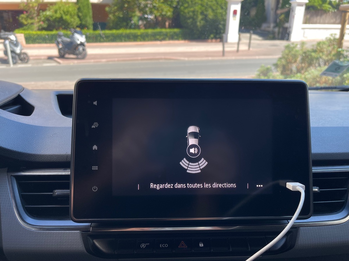 RENAULT Kangoo Fourgon 1.5 DCI 95 CV / CarPlay / Embrayage Neuf /