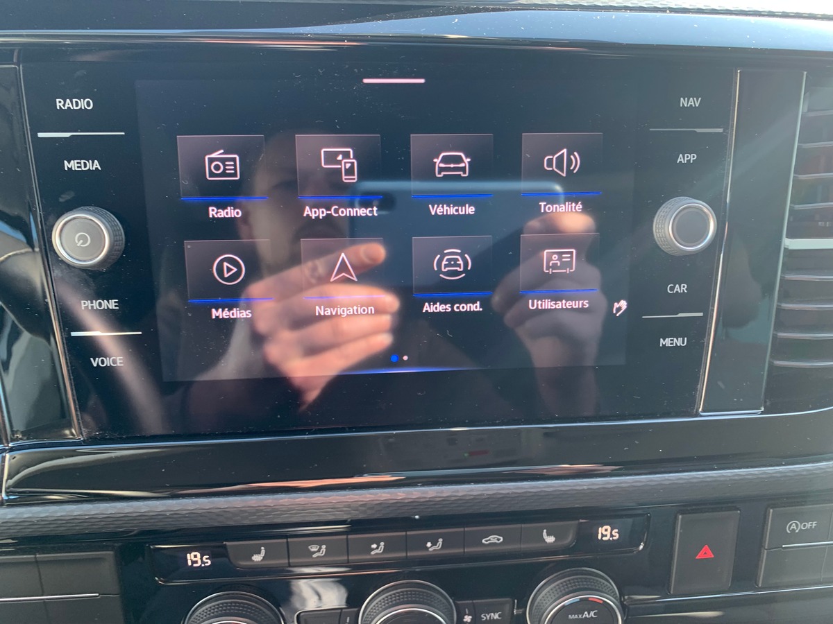 Volkswagen California 150 chevaux | Océan | Caméra de recul | Attelage amovible | Apple car play