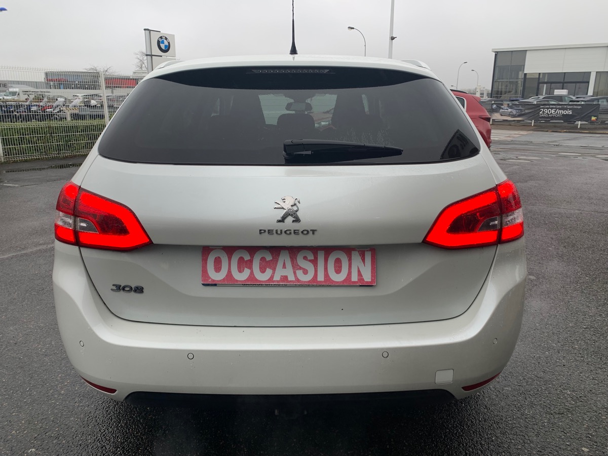 Peugeot 308 SW 130 ch | Allure | Régulateur vitesse | Mirror Screen | Attelage | Radars stationnement