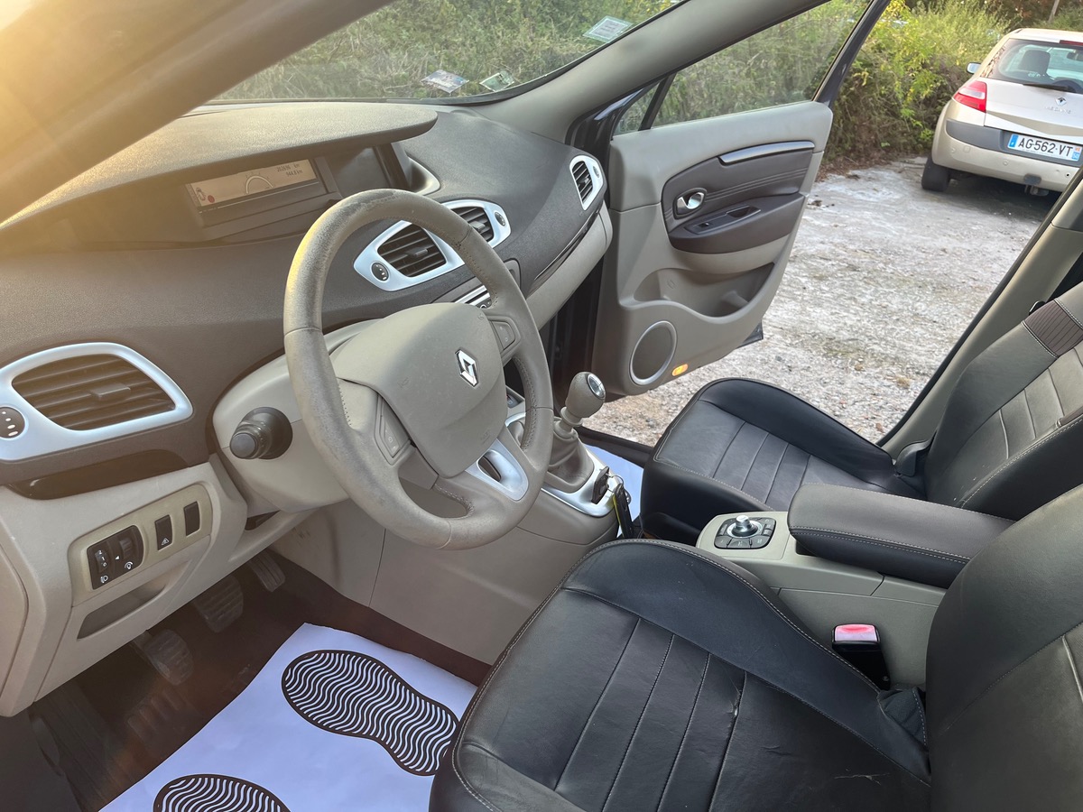 RENAULT Scenic 1.9 dci