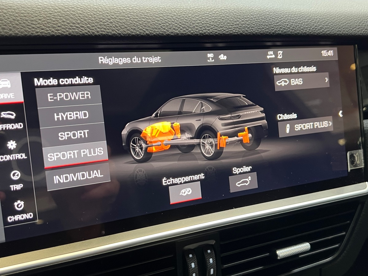 Porsche Cayenne Coupé III 3.0 V6 462 E-Hybrid zz
