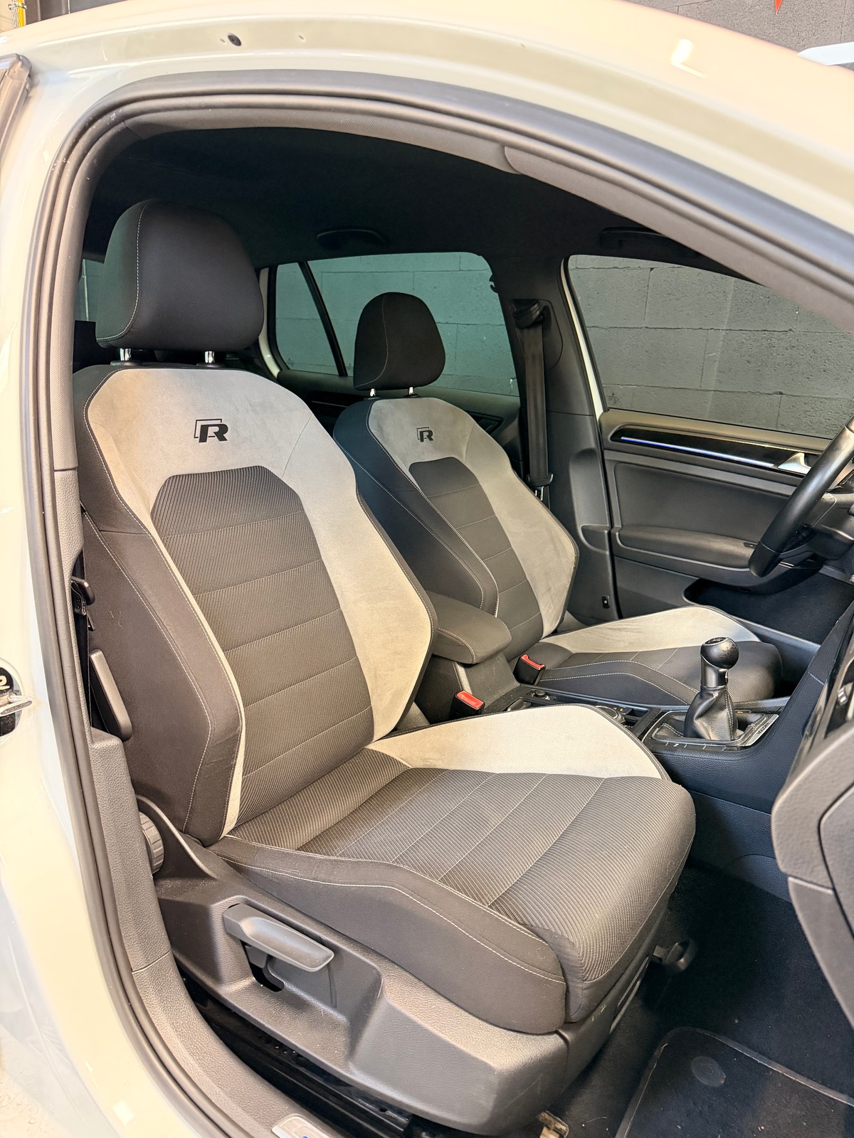 Volkswagen Golf 7 R 300 4 MOTION