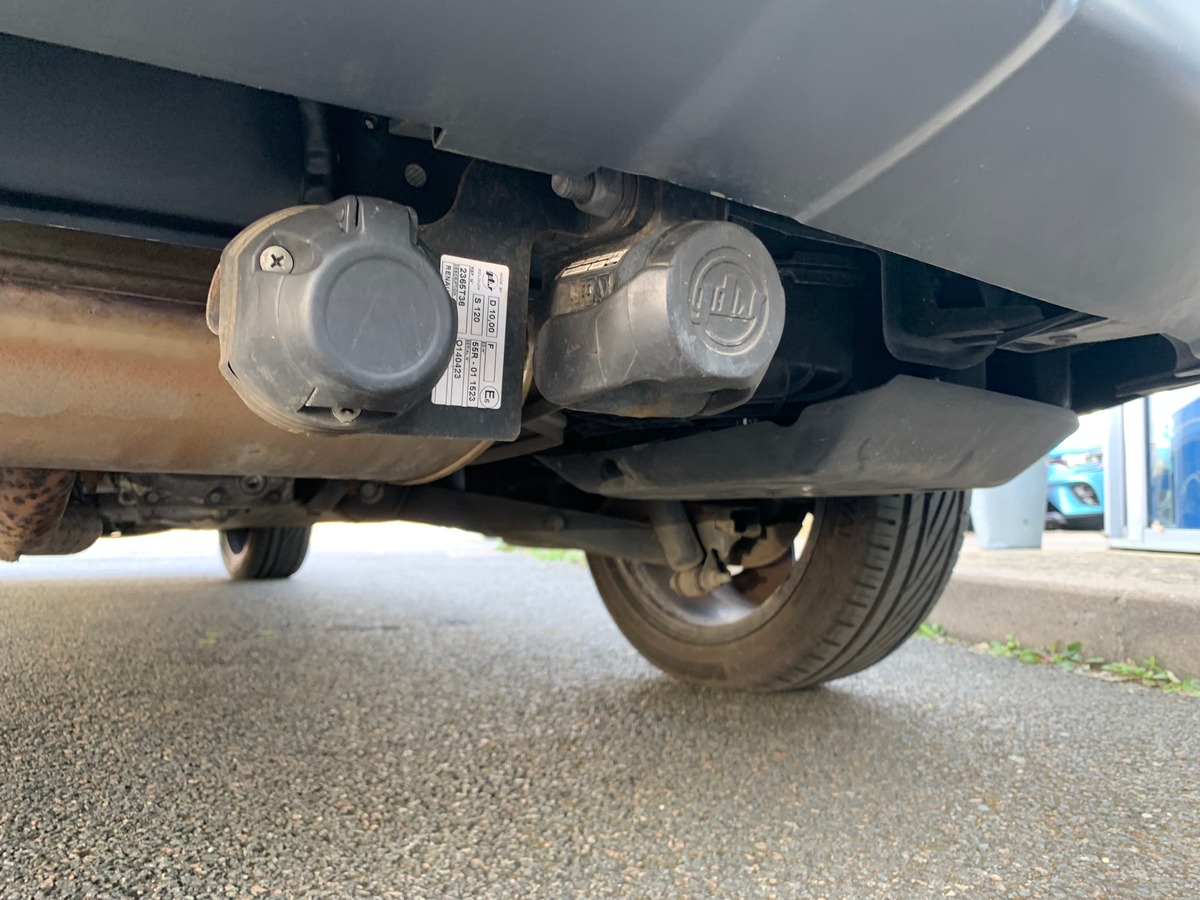 RENAULT Kadjar 150 ch | Black Edition SL | 4WD | Toit Panoramique | Caméra recul | Attelage | BOSE