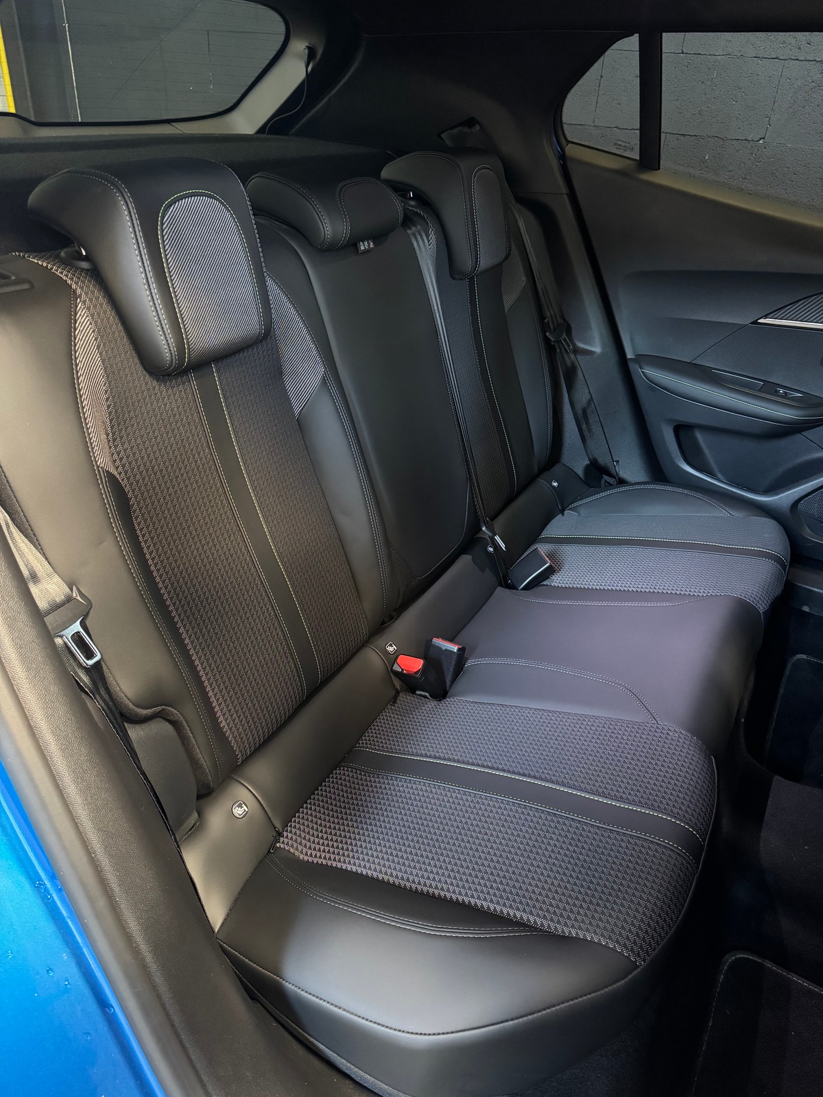 Peugeot 2008 GT 1.5 BLUE HDI