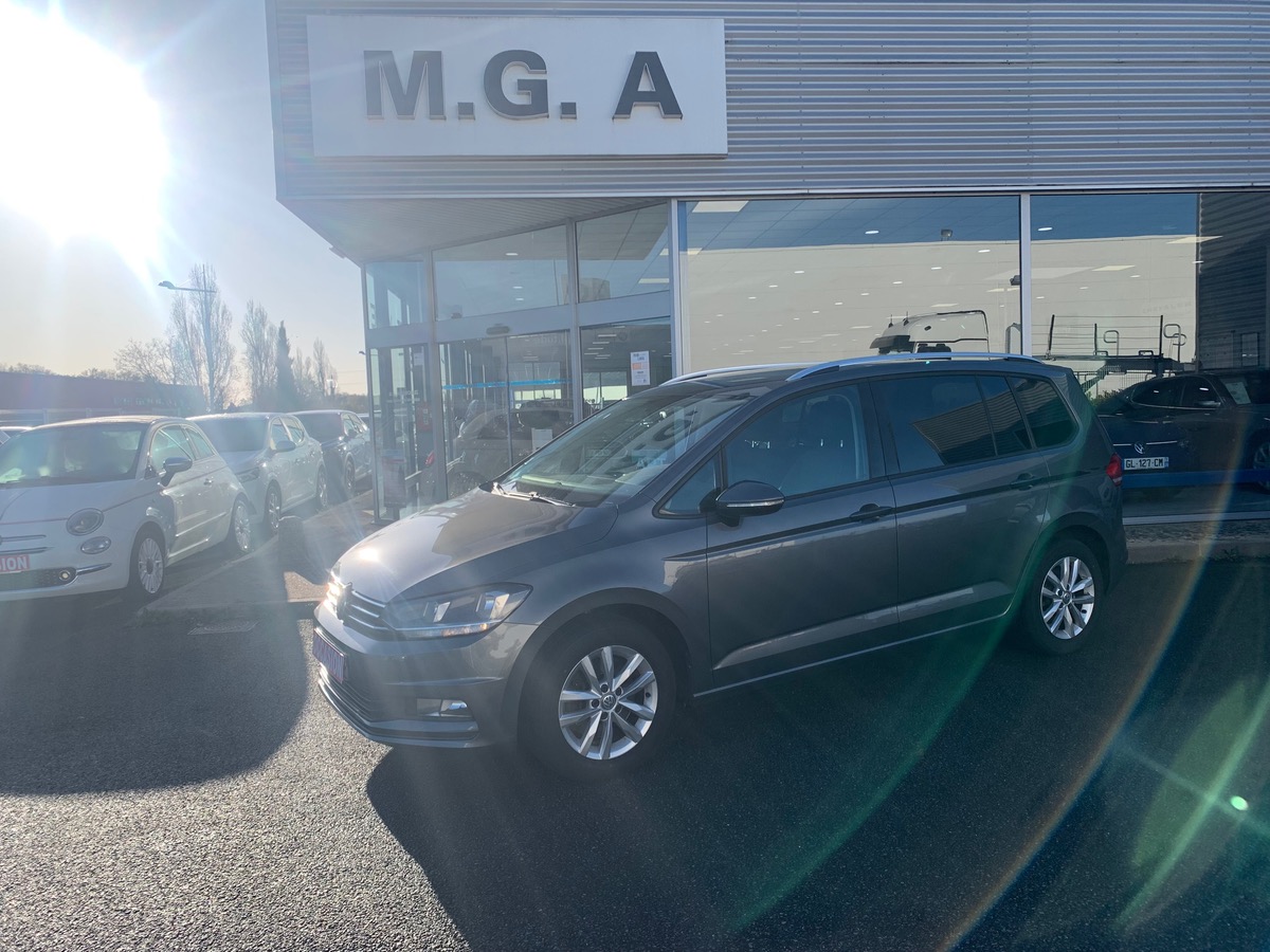 Volkswagen Touran 110 ch | 7 Places | Attelage | GPS | Radar de Stationnement Avant et Arriére