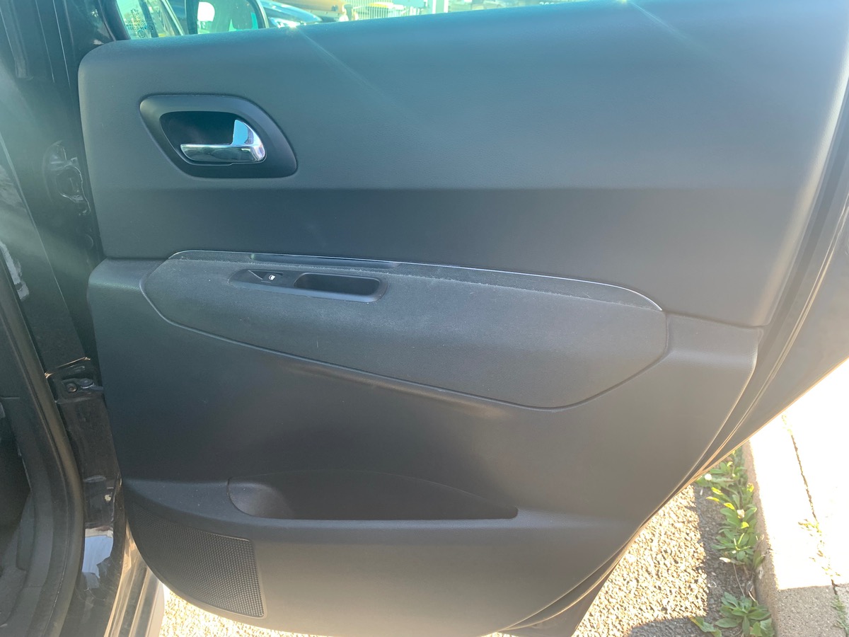 Peugeot 3008 115 ch | ACTIVE | GPS | Radar stationnement arriére | Toit Panoramique | Bluetooth