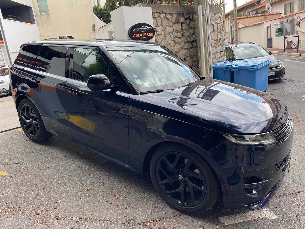 Land-Rover Range Rover Sport P 400e 400 CV / Toit Ouvrant / Dynamic SE / 1er MAIN VF