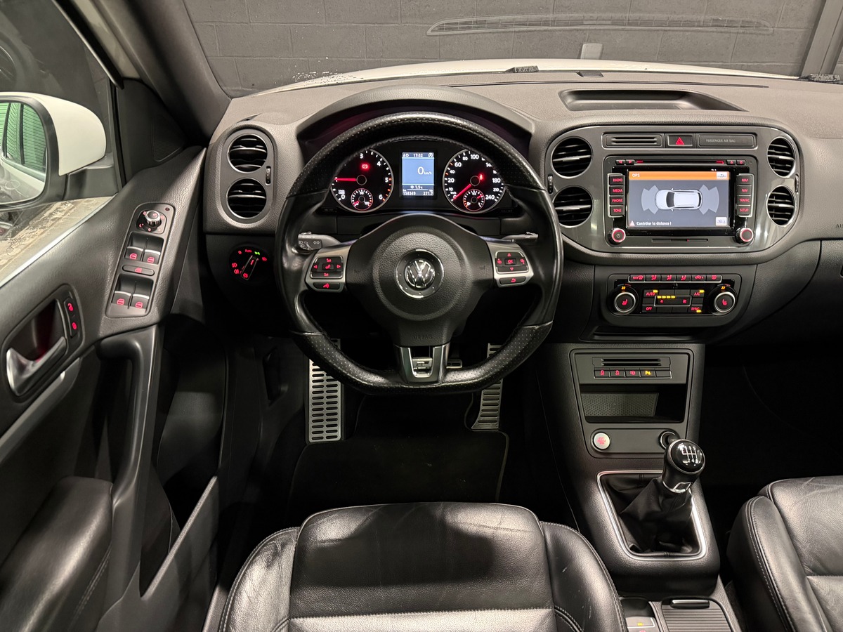Volkswagen Tiguan 2.0 TDI R LINE TOIT PANORAMIQUE OUVRANT / CAMERA DE RECUL