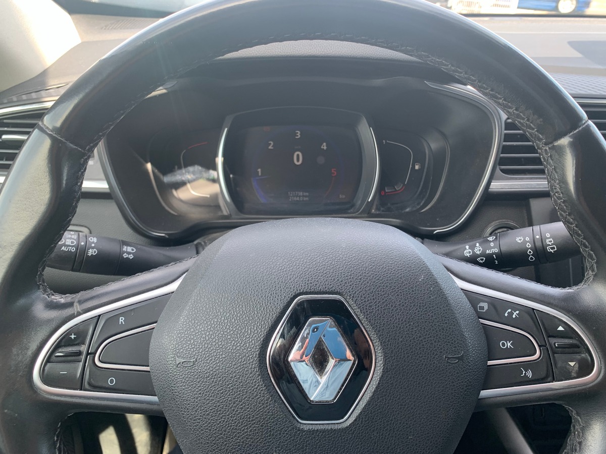 RENAULT Kadjar 130 | Intens | Caméra recul | Régulateur vitesse | Attelage amovible | Roue secours