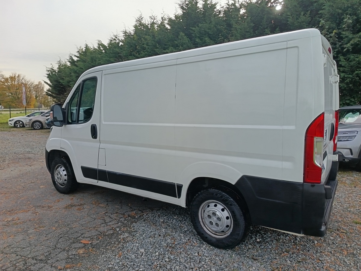 Peugeot Boxer Fg L1H1 2.0 BLUEHDI 110 CH CLUB TVA RECUPERABLE GTIE 6 MOIS