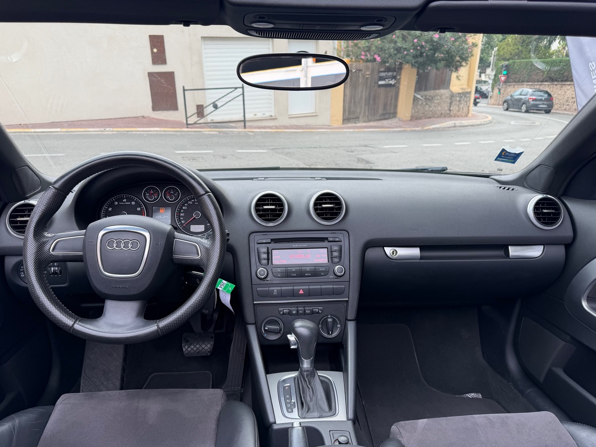 Audi A3 Cabriolet 1.8 TFSI 160 CV /S Tronic / Interieur Cuir Alcantara /