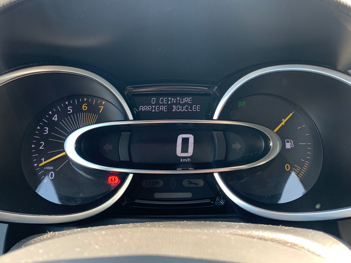 RENAULT Clio IV 75 chevaux | Limited | Caméra de recul | GPS | Bluetooth | Régulateur de vitesse