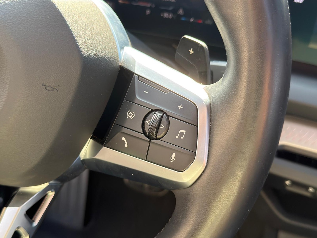 Bmw Série 1 120 iA Msport / Toit panoramique / Attelage / CarPlay / Caméra de recul