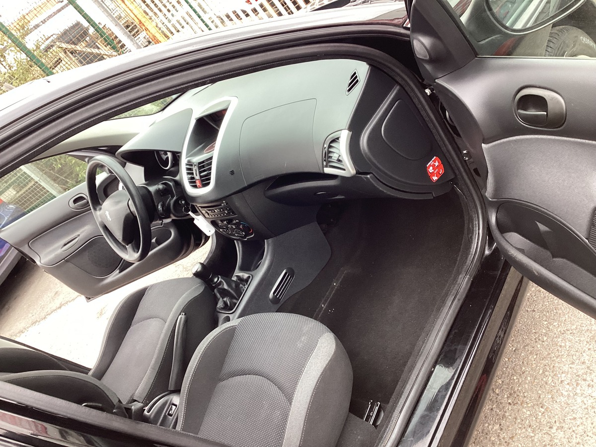 Peugeot 206 + 1.4 HDI Basis