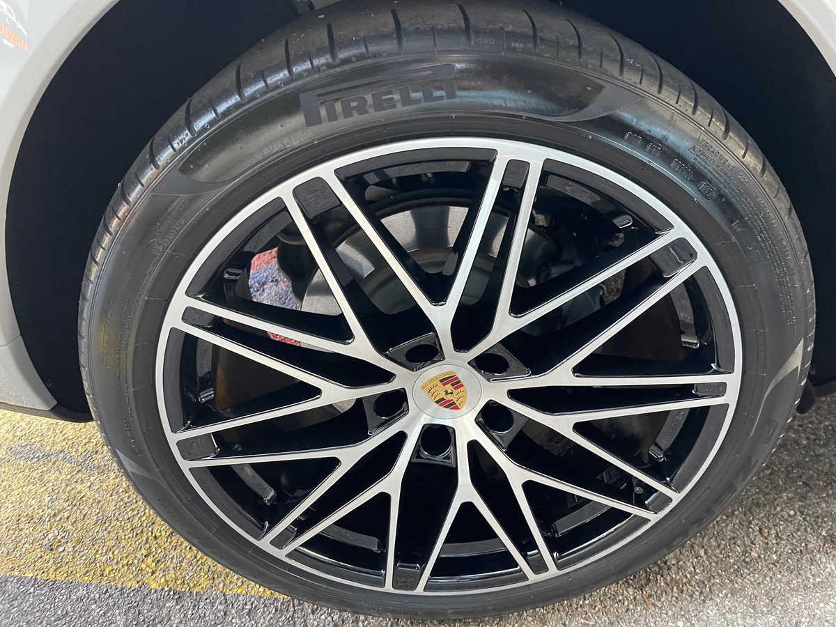 Porsche Cayenne Coupé E hybrid 3.0 i V6 470 304 CV / Echappement Sport / Jantes Spyder/ Pack Chrono