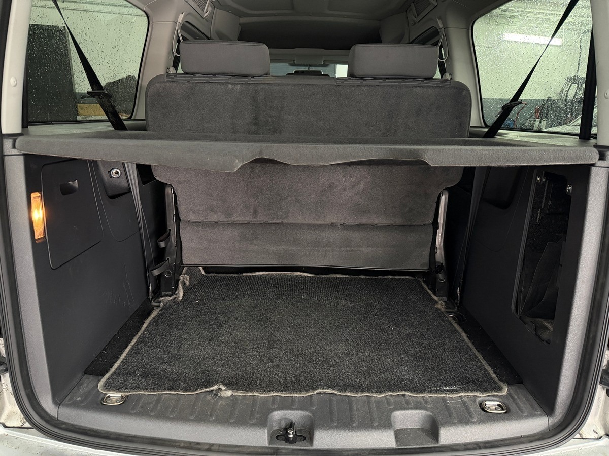 Volkswagen Caddy III Confortline Maxi 1.6 TDI Combi DSG7 102 cv