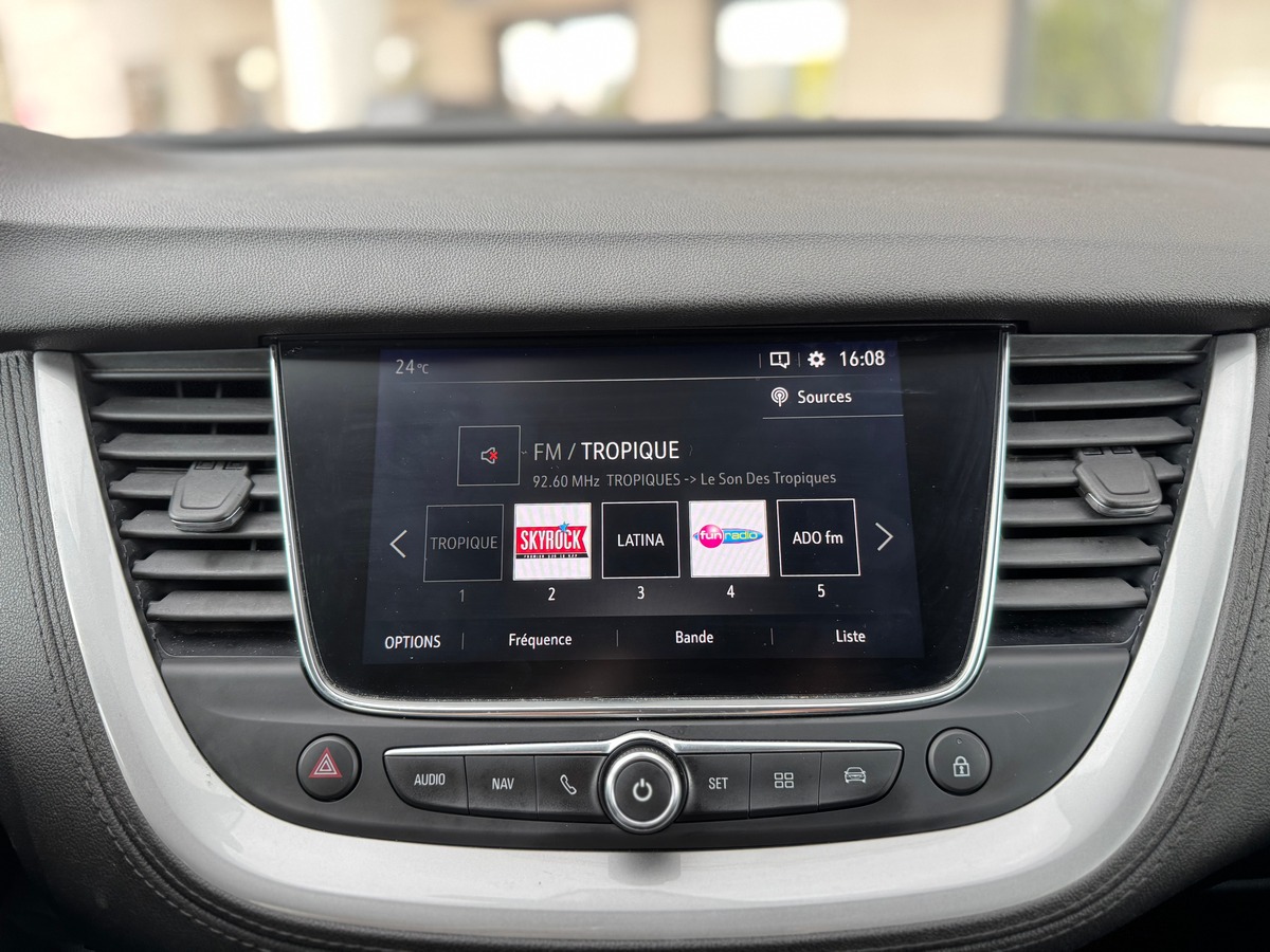 Opel Grandland X 1.5 CDTI EAT8 130 cv - Boîte auto - Apple Carplay / Androide Auto