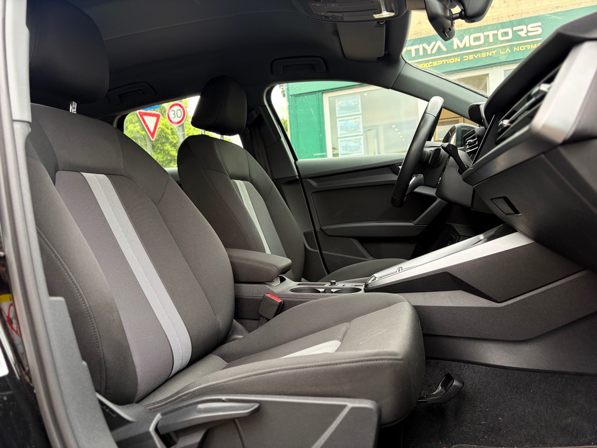 Audi A3 DESIGN LUXE Sportback 40 1.4 TFSIe 16V 204 Plug in Hybrid S Tronic6 150 cv Boîte auto