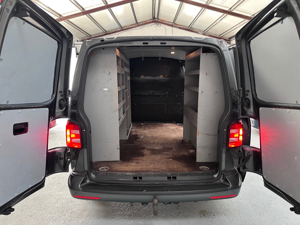 Volkswagen Transporter VI T6 2.0TDI 150 L1H1
