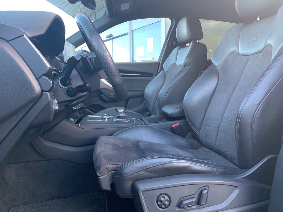 Audi Q5 190 ch | S-Line | Virtual Cockpit | Coffre assisté électriquement | Caméra de recul