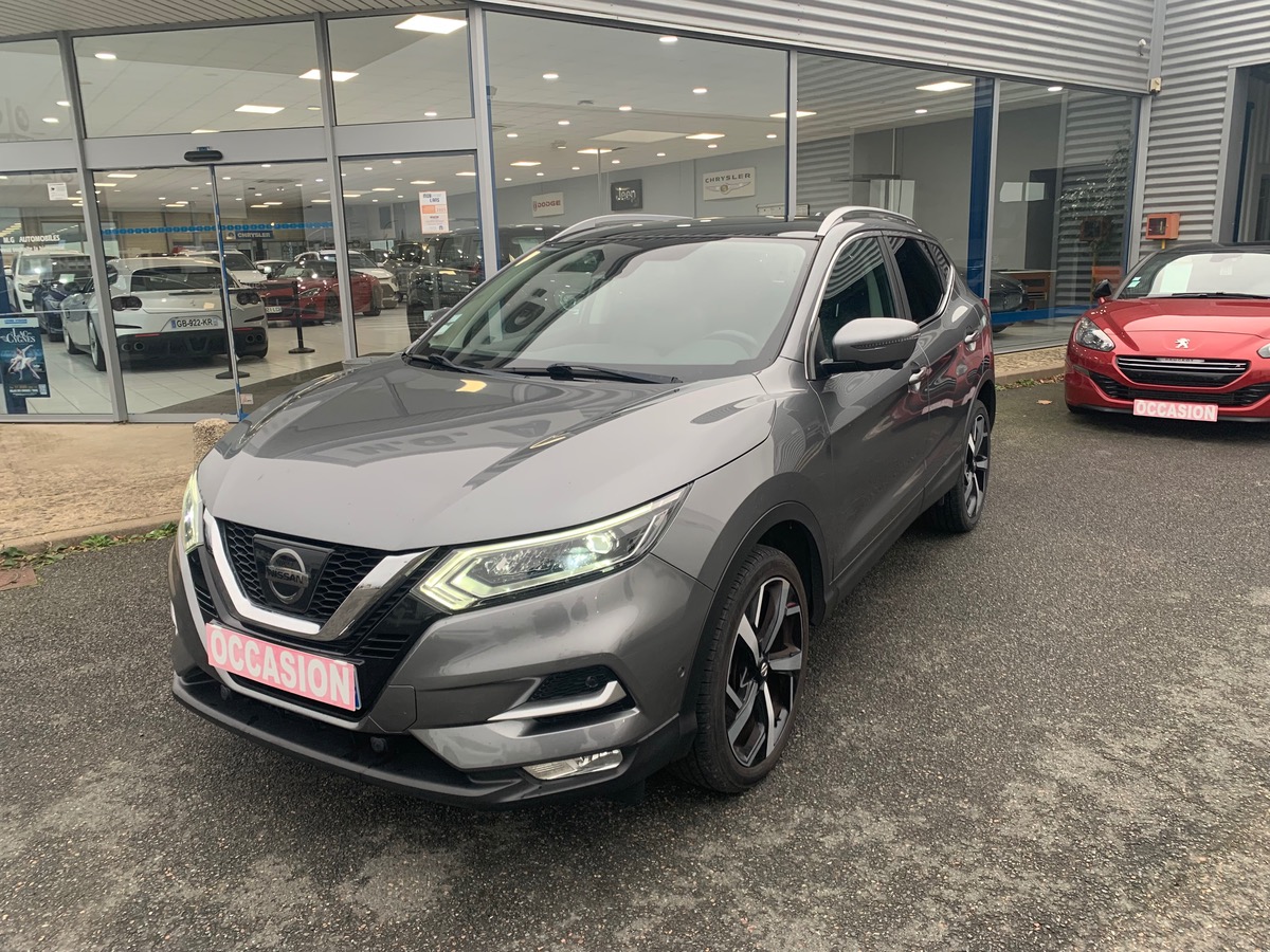 Nissan Qashqai 130 ch | Tekna | Toit Panoramique | Caméra 360° | GPS | Attelage | Barres de Toit