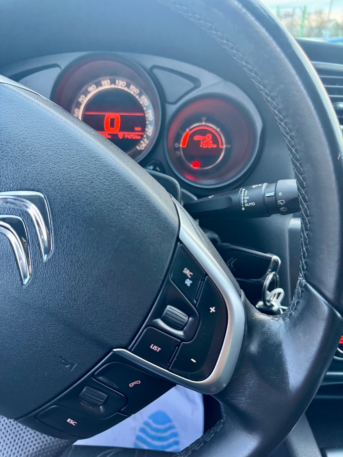 Citroën C4 (II) VTI 120 CV CONFORT SUIVI ENTRETIEN COMPLET