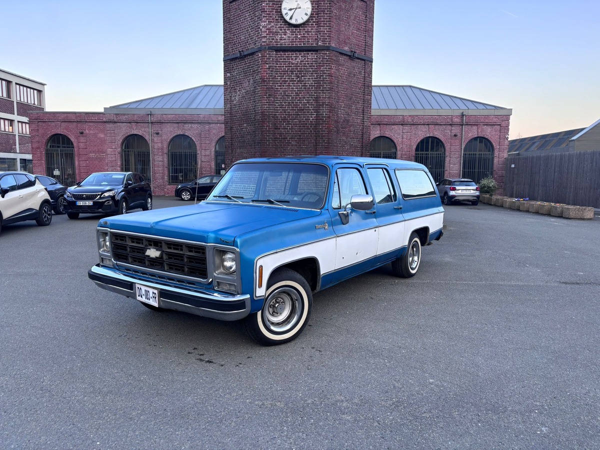 Chevrolet Suburban 7.4 V8 454 (C/R) - Français - CG Collection