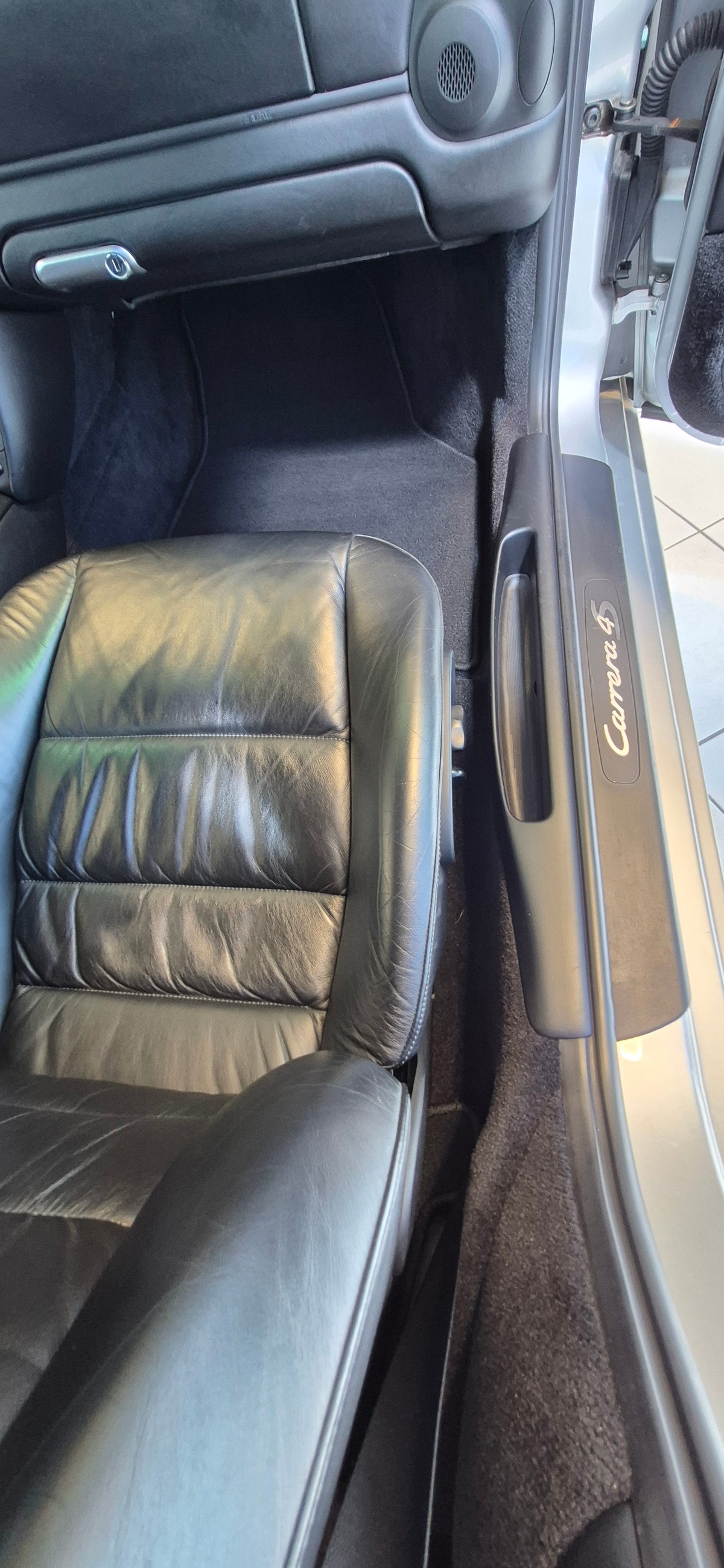 Porsche 911 TYPE 996.2 CARRERA 4S