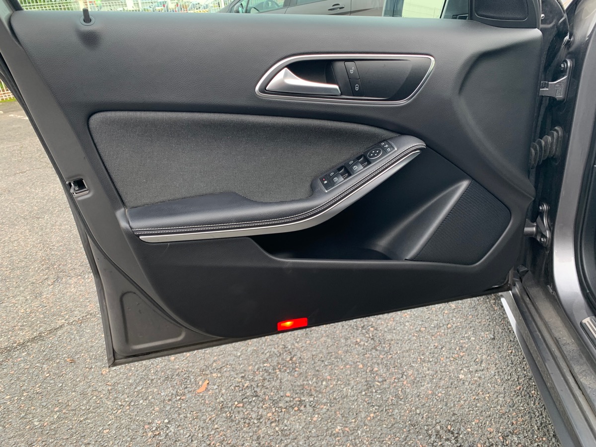 Mercedes-Benz Classe A 136 | Sport Edition | GPS | Caméra recul | Démarrage sans clé | Jantes Alu 18
