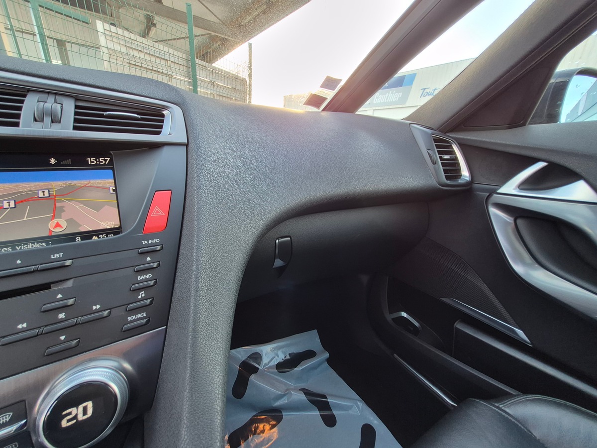 Citroën DS5 e-HDI 115 EXECUTIVE BMP6