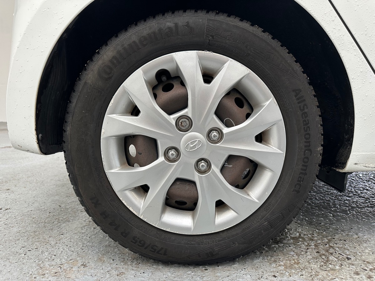 Hyundai i10 II 1.0 66 PACK EVIDENCE