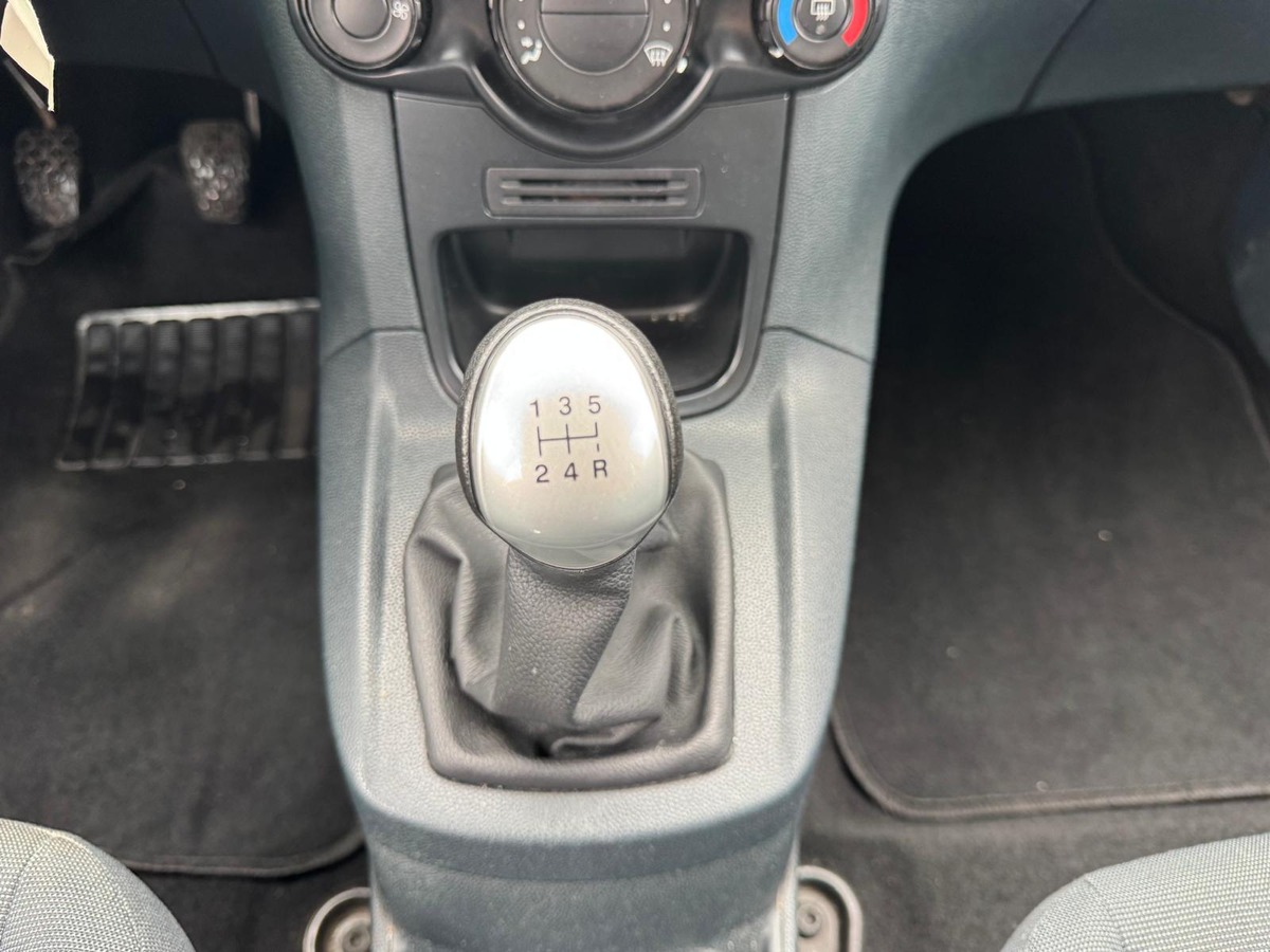 Ford Fiesta 1.25 82cv Ambiante Flexfuel (sans plomb / éthanol) - Garantie