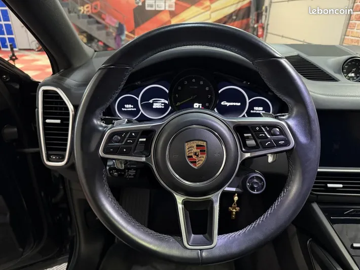 Porsche Cayenne Coupé 3.0 V6 E-HYBRID 462cv