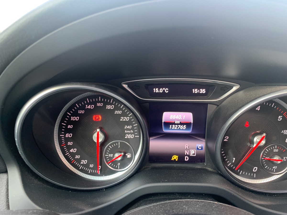 Mercedes-Benz GLA 177 | FASCINATION | Toit Panoramique NEUF | Caméra Recul | Attelage | 4MATIC