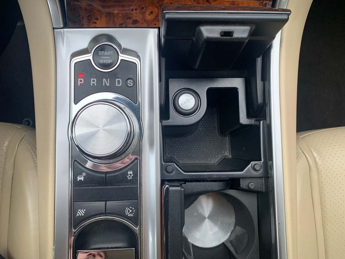 Jaguar XF 240 ch | V6 | R-Sport | Caméra recul | Sièges sport | Régulateur vitesse | GPS | Bluetooth