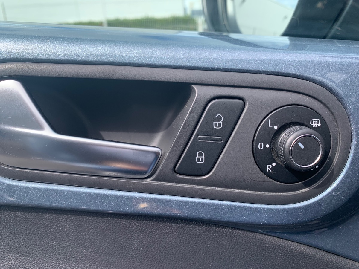 Volkswagen Coccinelle 105 ch | DENIM | GPS | Régulateur de vitesse | Écran tactile | Bluetooth