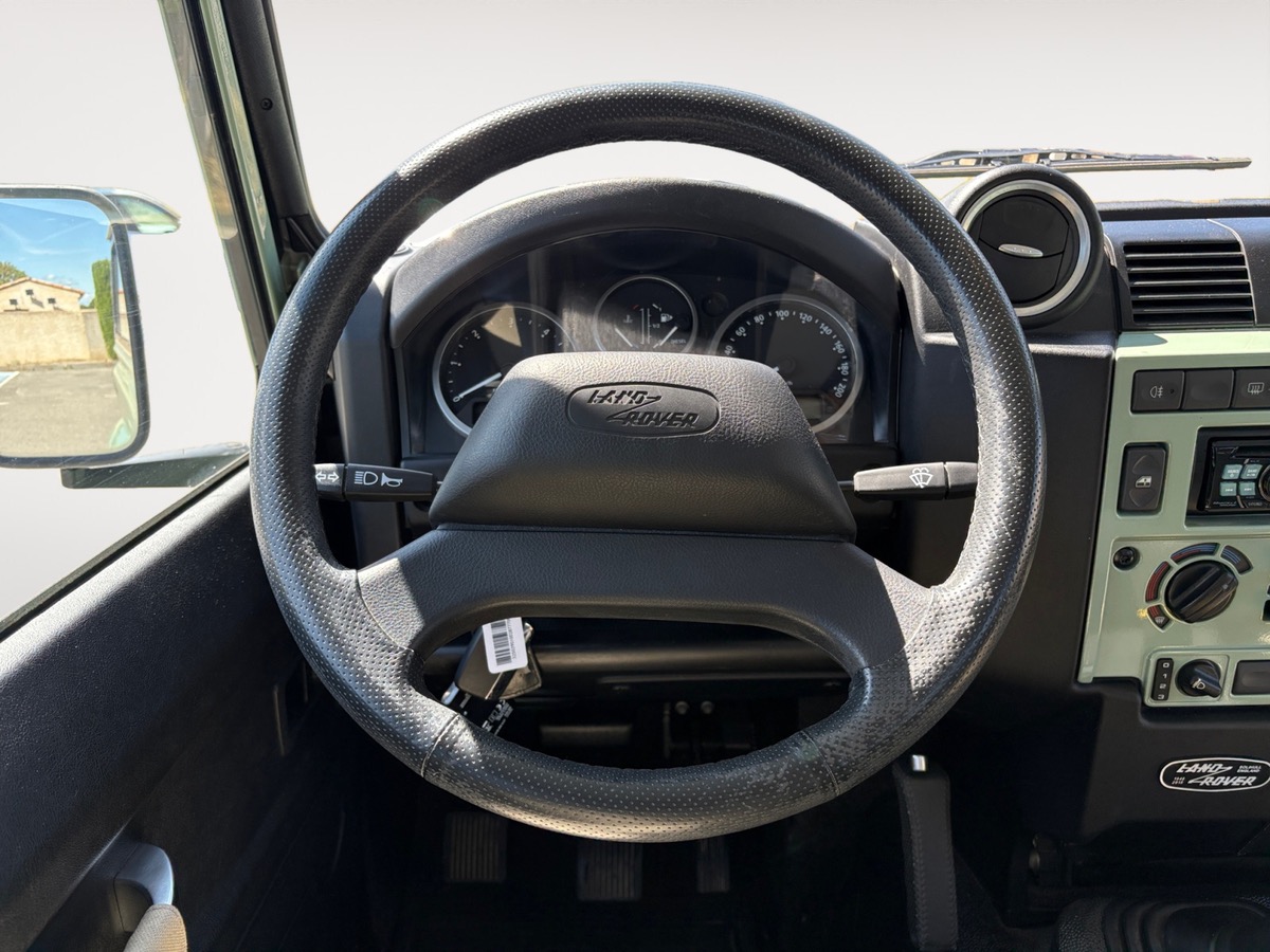 Land-Rover Defender 3  2.2 TD 122 HERITAGE EDITION