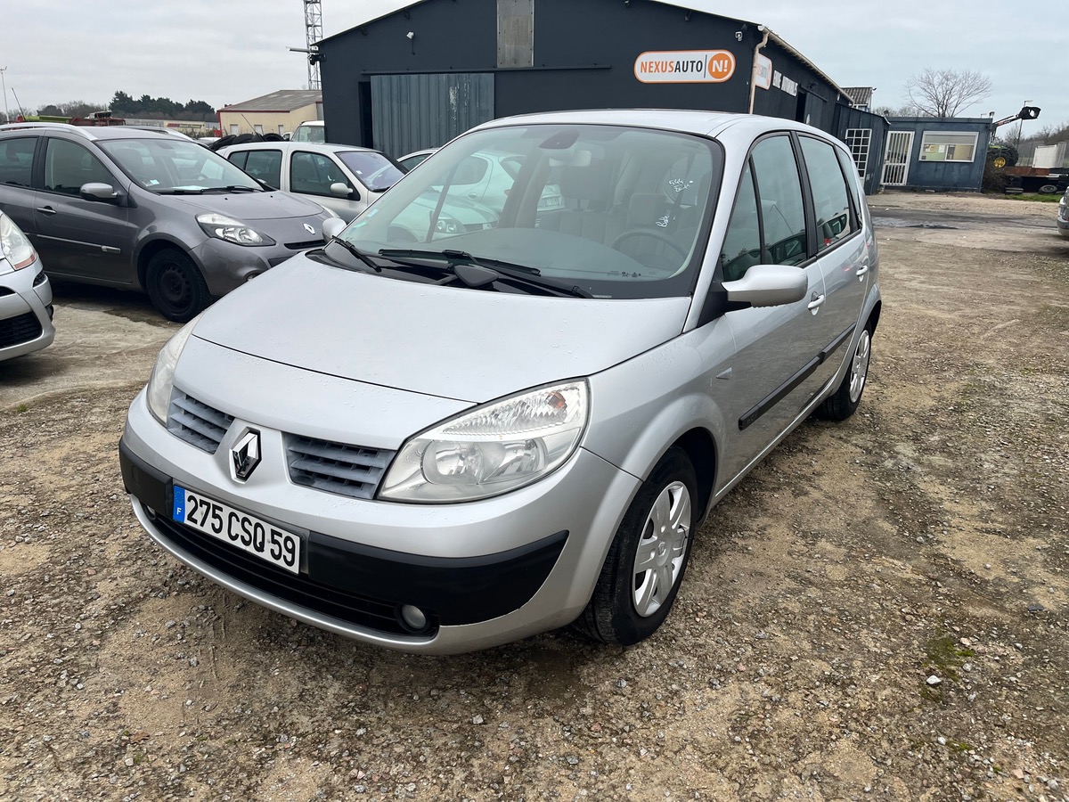 RENAULT Scenic 1.5 dci 82271km