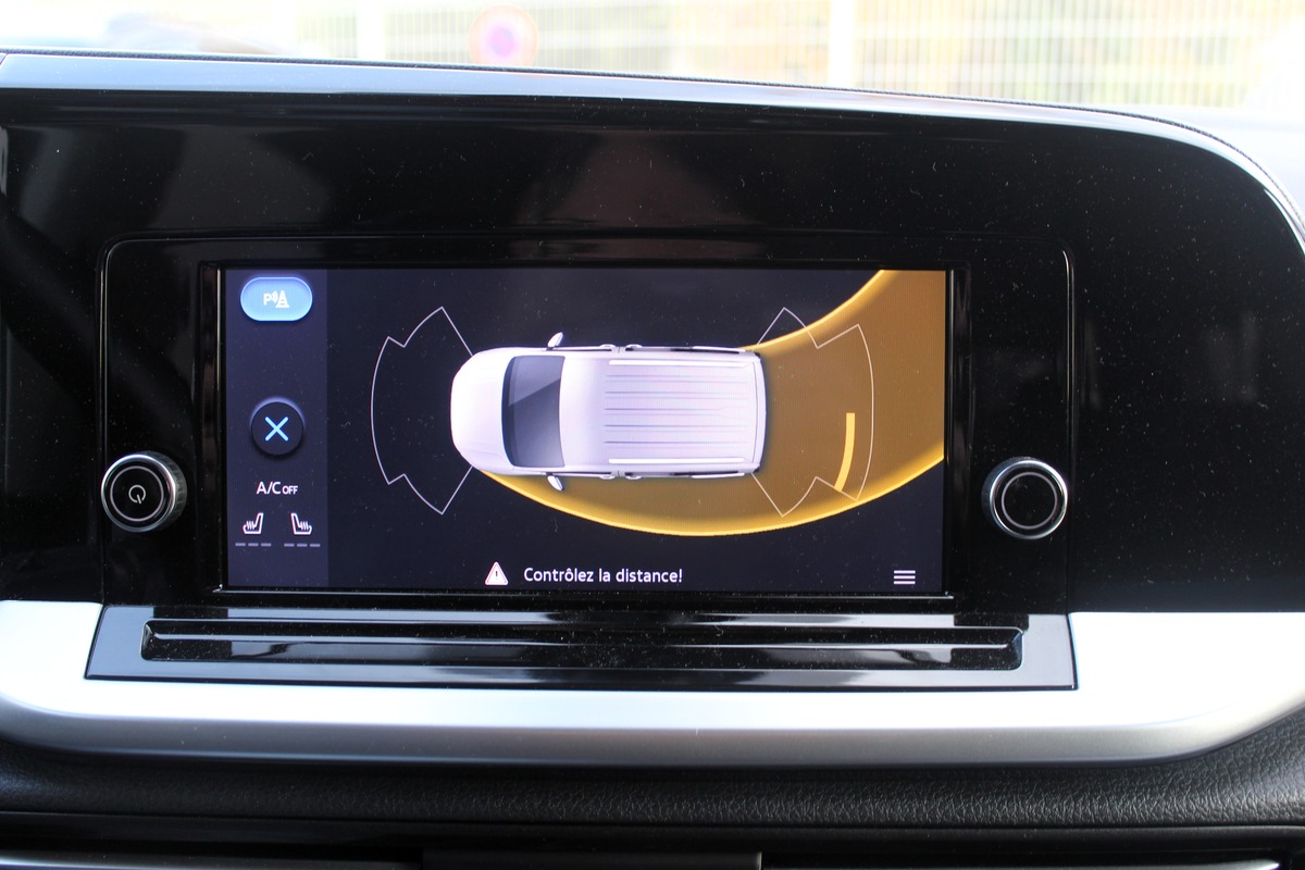 Ford Tourneo CONNECT III 2.0 ECOBLUE 122 ch  ACTIVE DSG 7 - 5 PLACES + CARPLAY