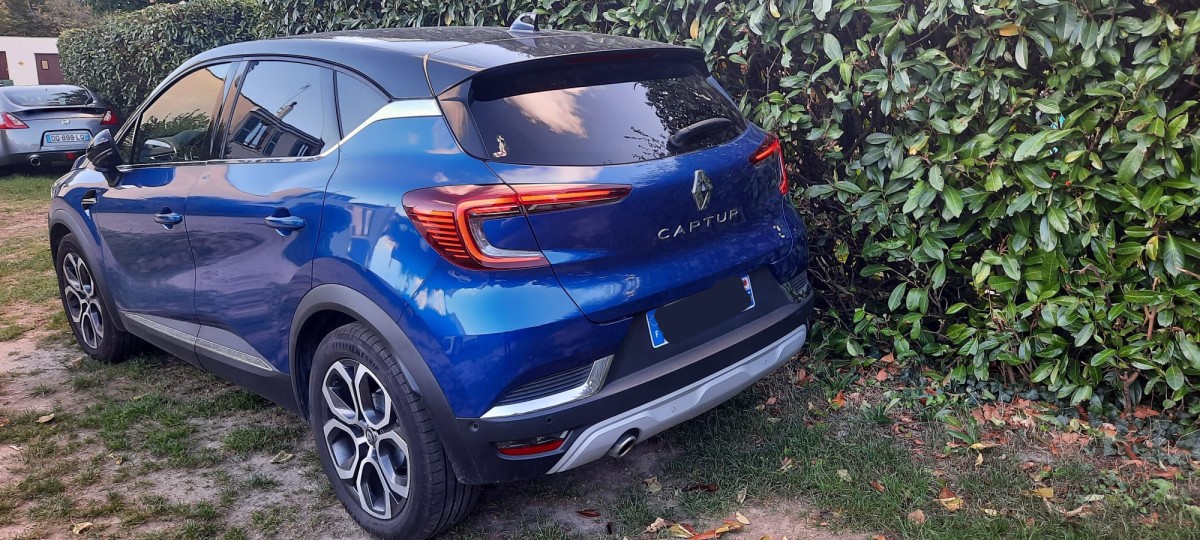 RENAULT captur TCe EDC 140 ch | Intens | Toit ouvrant | Audio Bose | GPS | Système d'accès sans clé