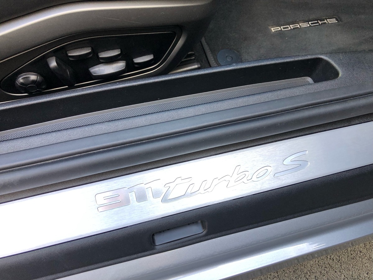 Porsche 911 TURBO S COUPE / TVA / 13464 KMS