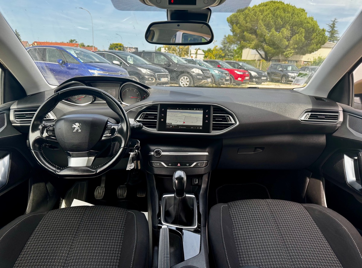 Peugeot 308 1.2L ESSENCE 110 CV S&S BVM5 ACTIVE