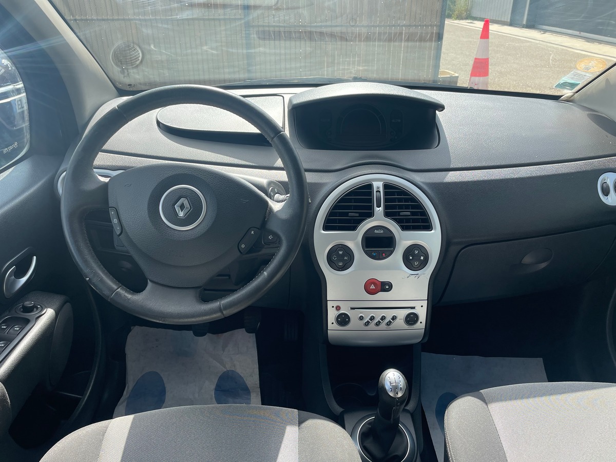 RENAULT Grand Modus 1.5 DCI 86CV RIEN A PREVOIR - COURROIE DE DISTRIBUTION OK - CLIMATISATION AUTO