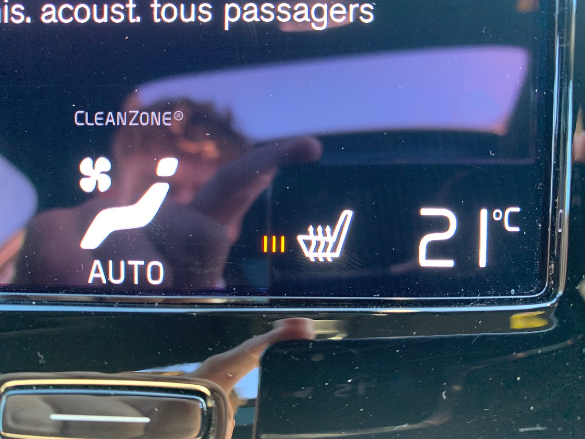 Volvo XC90 388 | R-DESIGN | Pack Prestige | Attelage | Toit ouvrant Panoramique | Caméra de recul